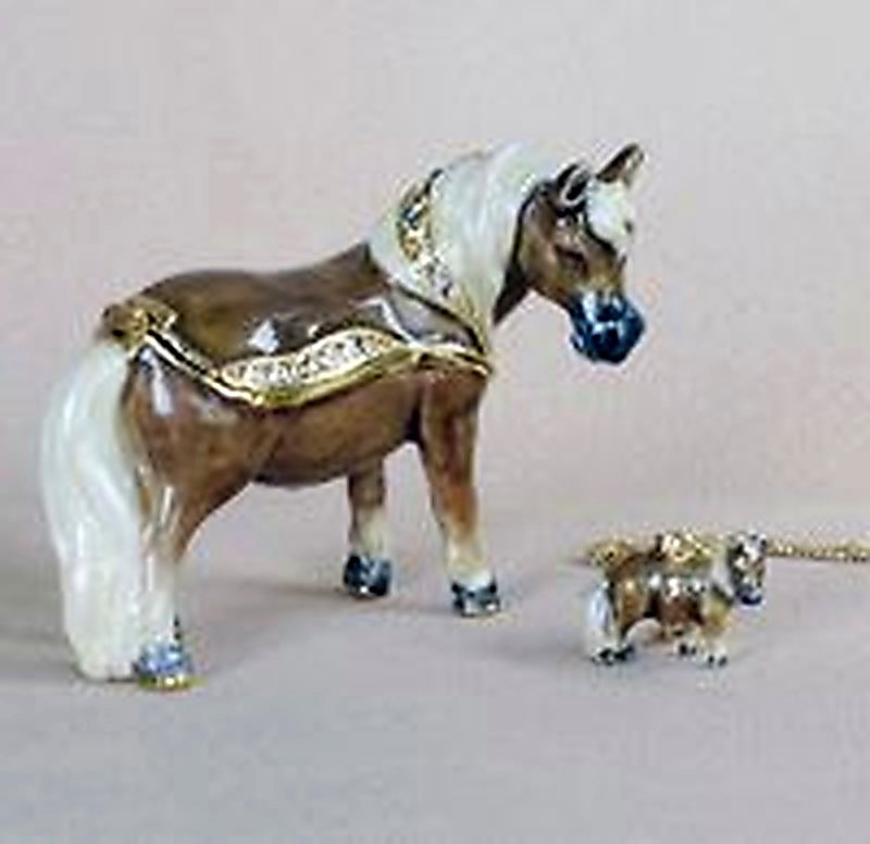 "Thumbelina Miniature Horse" Kingspoint Trinket Box & Necklace